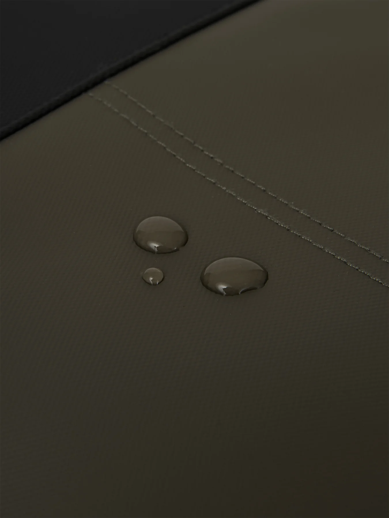Ela Mo™ Daypack Rucksack | Coated Edition Olive - Image 8