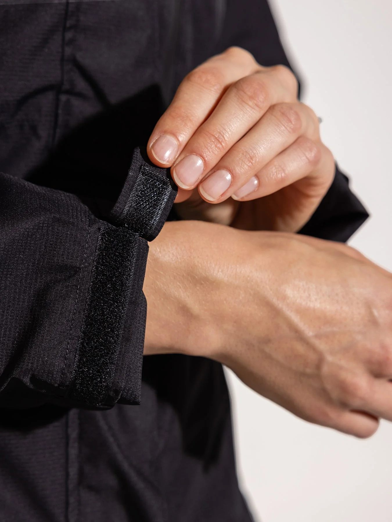 Ela Mo™ Regenjacke | Black - Image 14