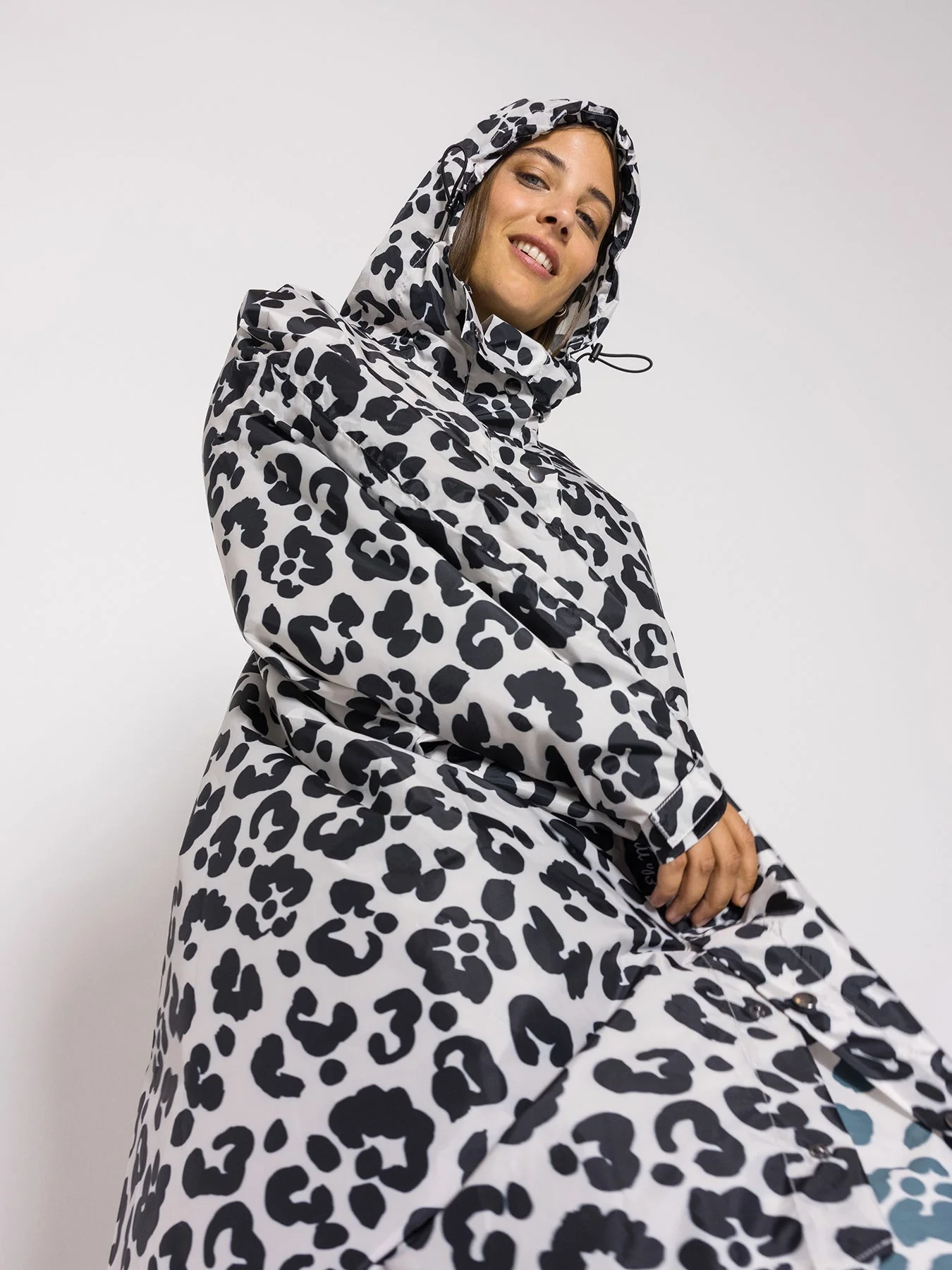 Ela Mo™ Regenponcho | Leo - Image 7