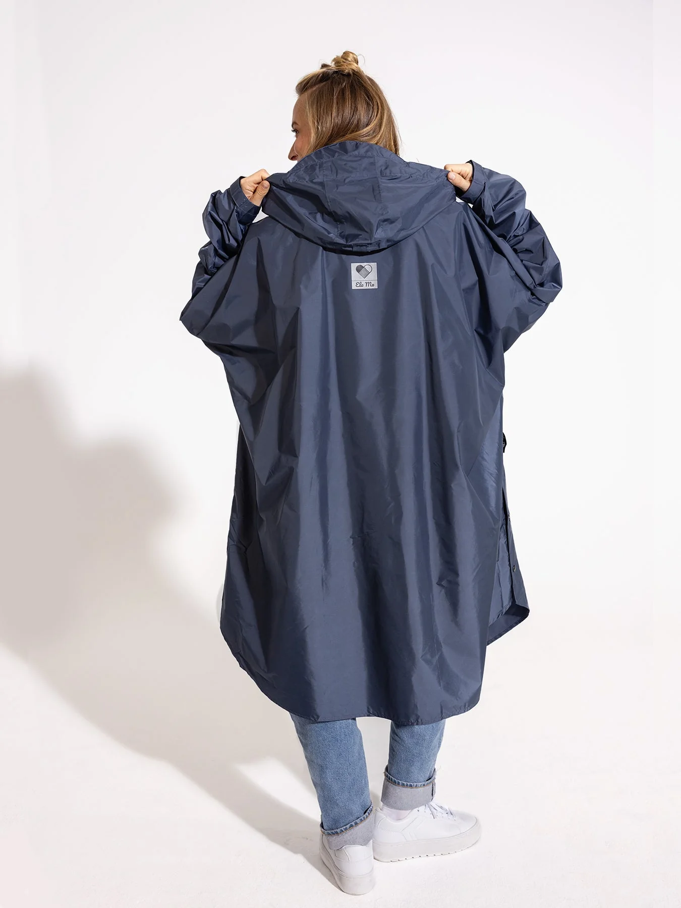Ela Mo™ Regenponcho | Navy - Image 5