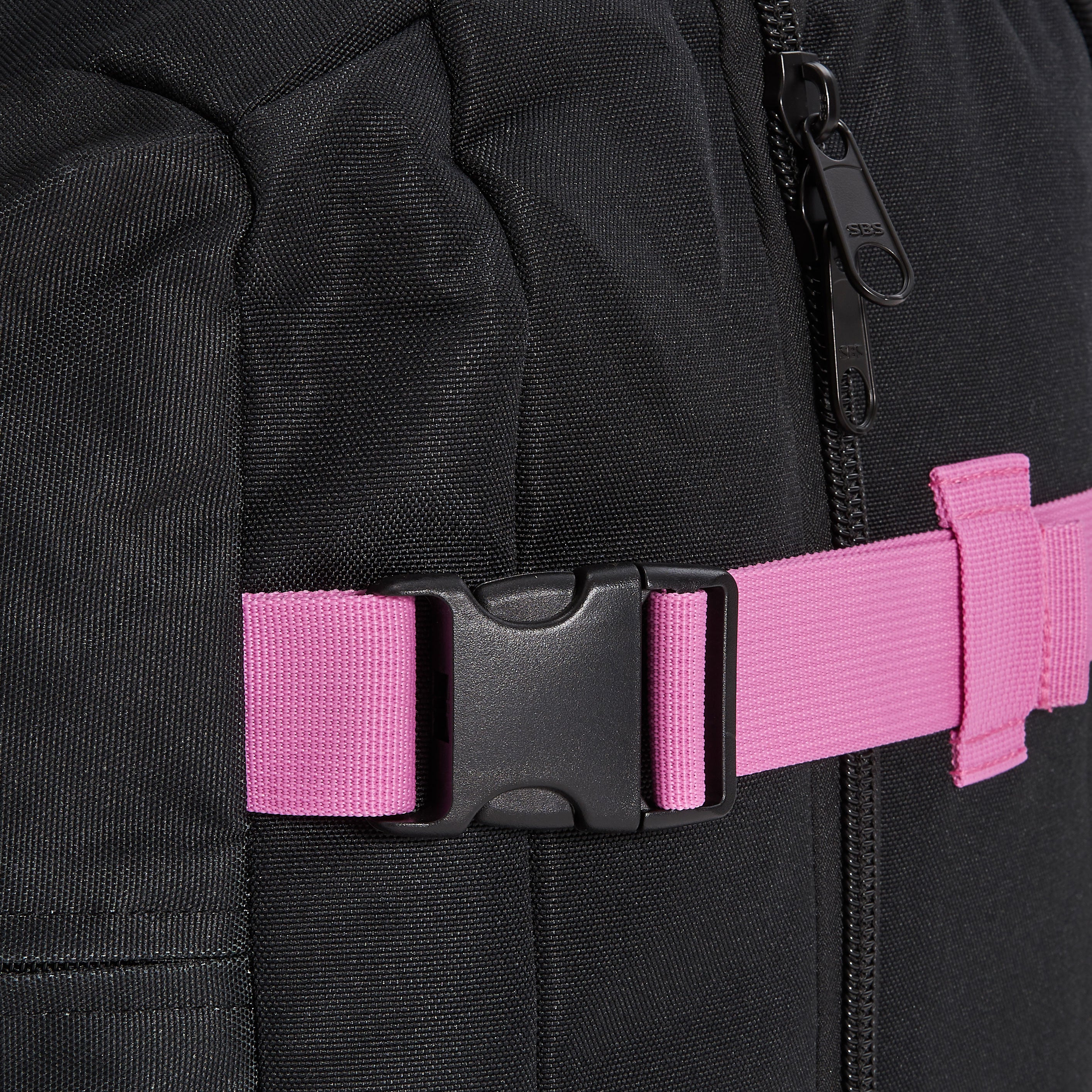 Ela Mo™ Reisetasche mit Rollen 42 Liter | Beauty in Darkness - Image 9